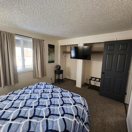 פיירבנקס Newly Remodeled Relaxing Stay Near Downtown מראה חיצוני תמונה